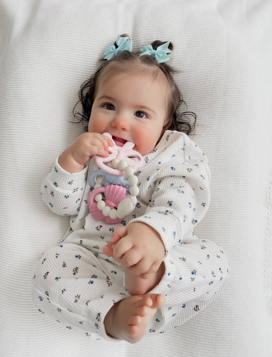 Itzy bow teether toy