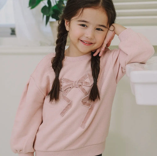 Playful puffed crewneck sweatshirt