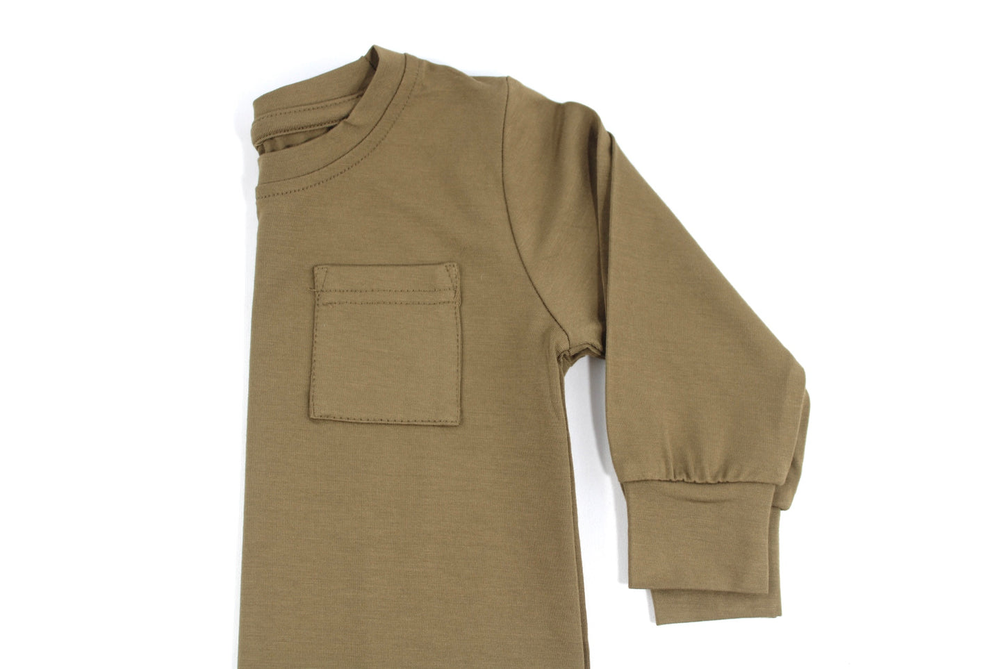 Moss bamboo pocket tee