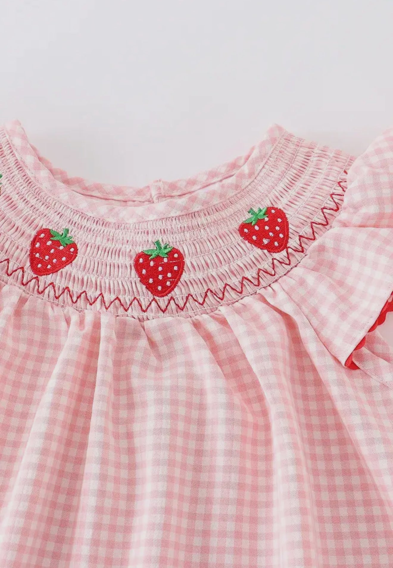 2T Strawberry smocked dress