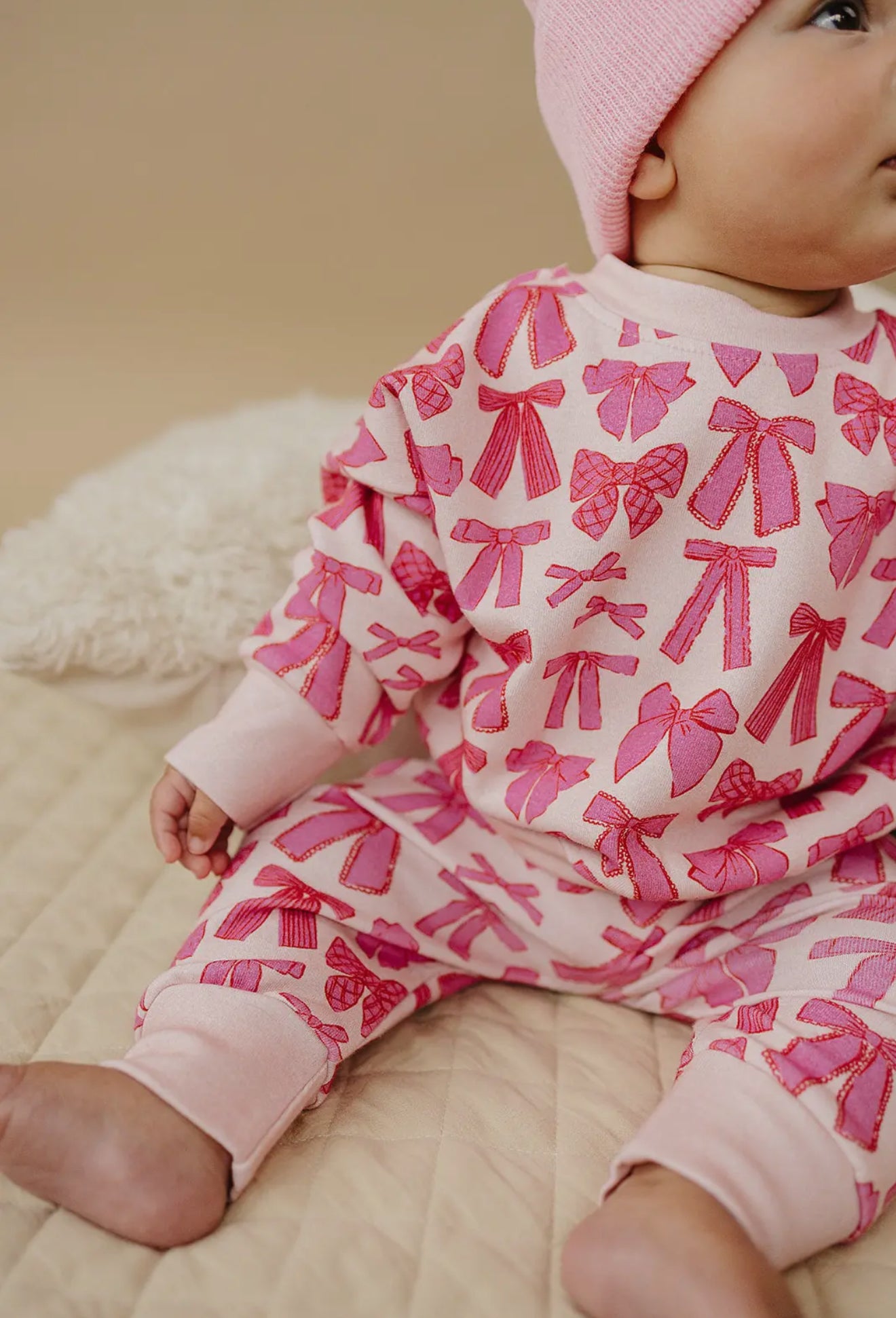 Whimsy bows jogger set