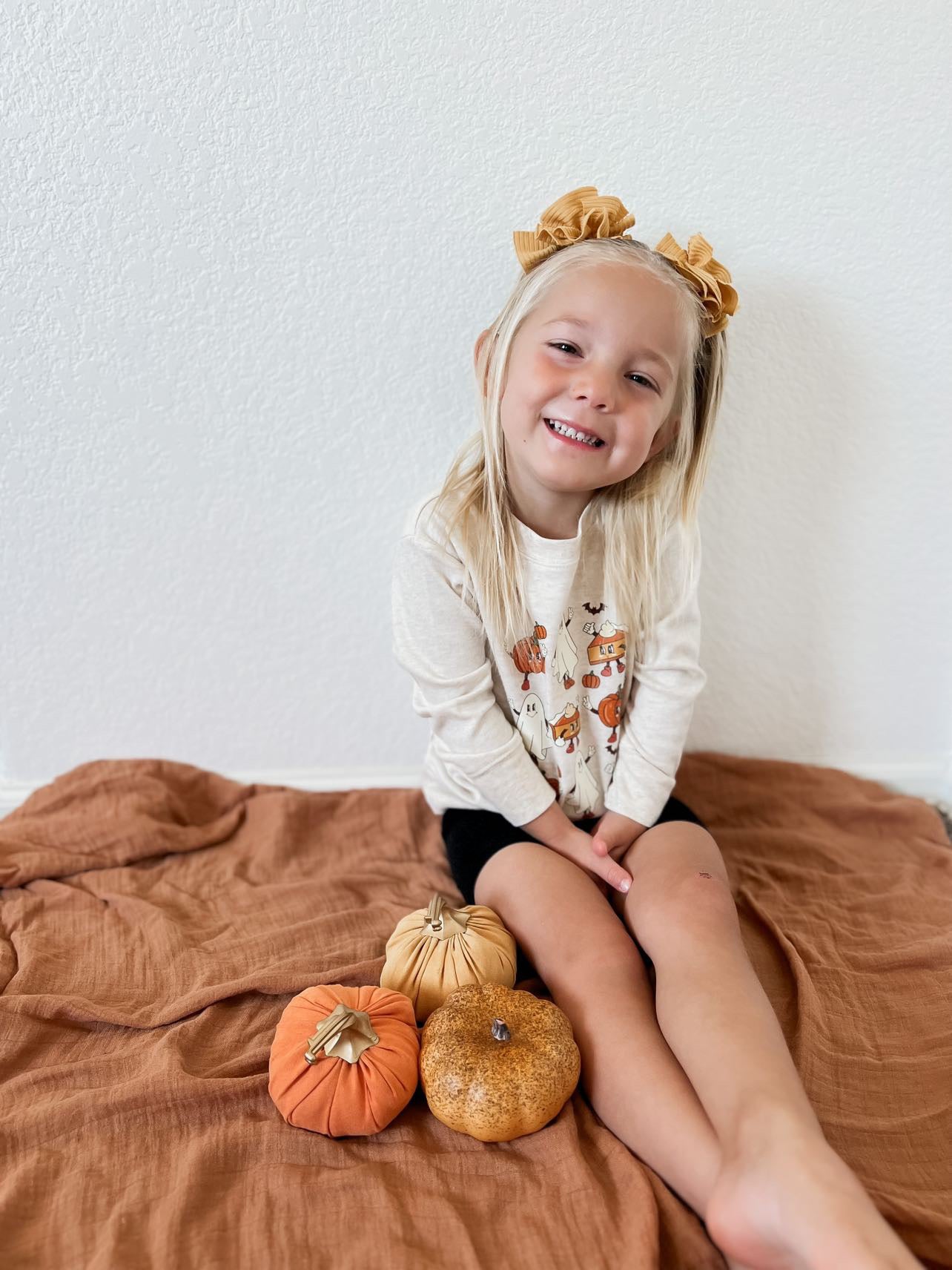 Pumpkin party long sleeve graphic