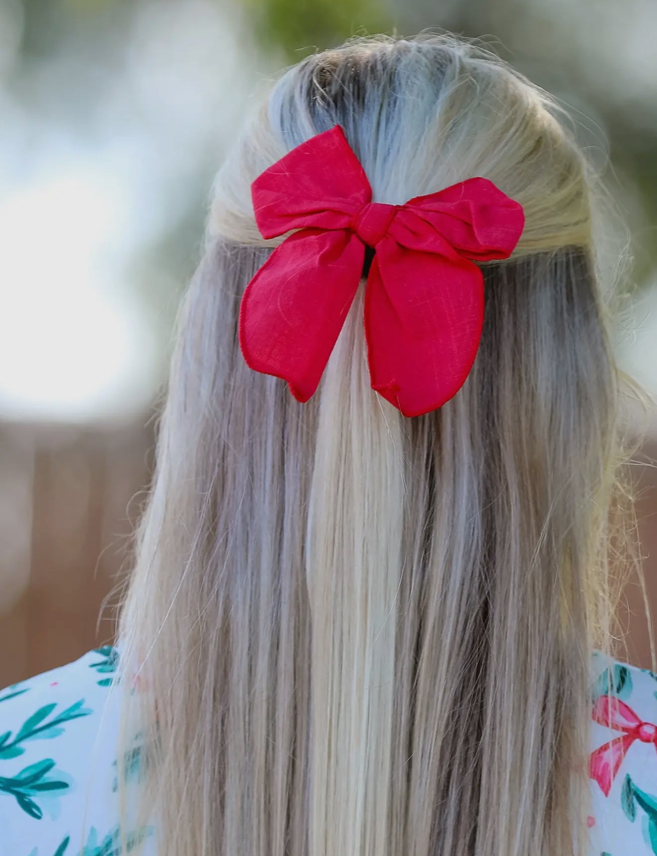 Holiday bow hairpins
